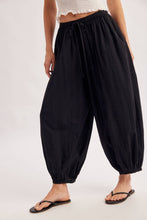 Load image into Gallery viewer, LAUREN DRAWSTRING BALLOON PANTS