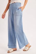Load image into Gallery viewer, WIDE-LEG DENIM JEANS