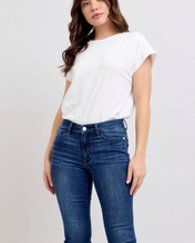 Load image into Gallery viewer, Judy Blue Dk Wash Capri