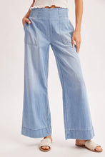 Load image into Gallery viewer, WIDE-LEG DENIM JEANS