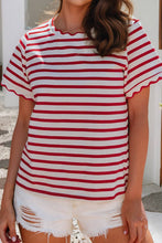 Load image into Gallery viewer, Presley Top - Simply Susan’s