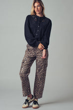 Load image into Gallery viewer, Leopard Print Cropped Cargo Pants