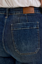 Load image into Gallery viewer, HW Wide Crop Utitlity &amp; Patch Pocket - PLUS - Simply Susan’s
