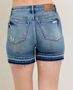 Judy Blue Mr. Tummy Control Vintage Wash Denim Shorts – Raw Release Hem