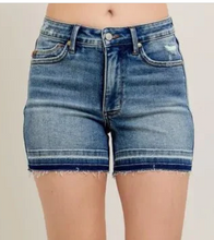Load image into Gallery viewer, Judy Blue Mr. Tummy Control Vintage Wash Denim Shorts – Raw Release Hem
