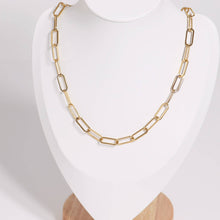 Load image into Gallery viewer, 18K Gold Paperclip Chain Necklace
