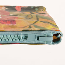 Load image into Gallery viewer, She Believed She Could So She Did Zipper Pouch
