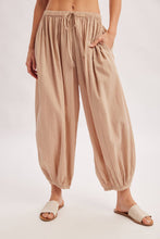 Load image into Gallery viewer, LAUREN  DRAWSTRING BALLOON PANTS
