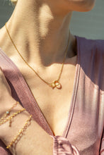 Load image into Gallery viewer, 18K Gold PVD Stainless Steel Interlocked Rings Necklace
