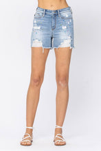 Load image into Gallery viewer, Judy Blue Hi-Rise Paint Splash Destroy Shorts - (XL Only) - Simply Susan’s
