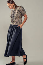 Load image into Gallery viewer, Animal Coded Short Sleeve Knit Top
