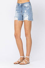 Load image into Gallery viewer, Judy Blue Hi-Rise Paint Splash Destroy Shorts - (XL Only) - Simply Susan’s
