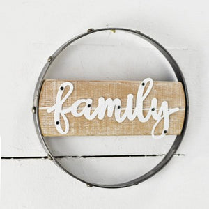 8" ROUND FAMILY TIN