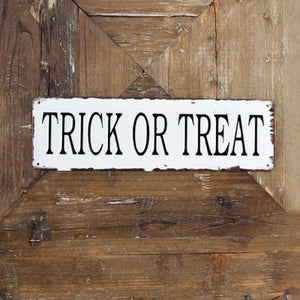 15.75" TRICK OR TREAT SIGN