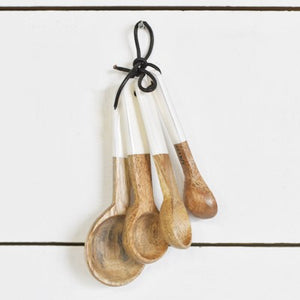 S/4 WOOD MEASURING SPOONS